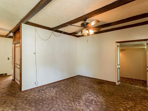 4th image of 1828 N 8th St
