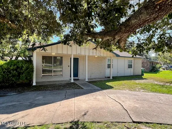 4810 Coronado Ave, Pascagoula, MS 39581