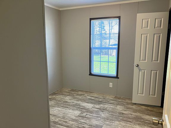 4th image of 1153 Sherman Blvd E