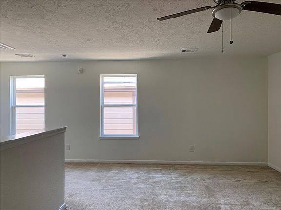 3rd image of 15815 Copper Oak Ln
