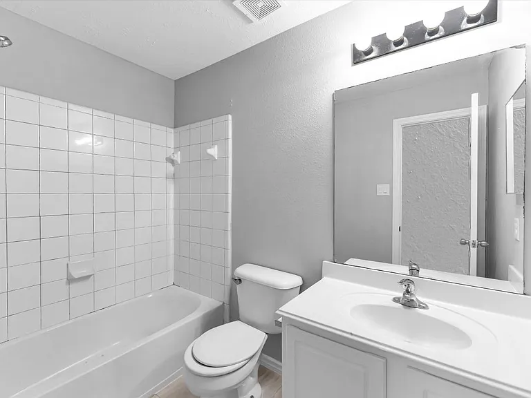 16007 Sandy Path Ln — Photo 19