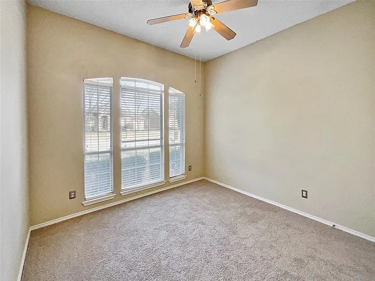 10701 Birmingham Dr — Photo 9