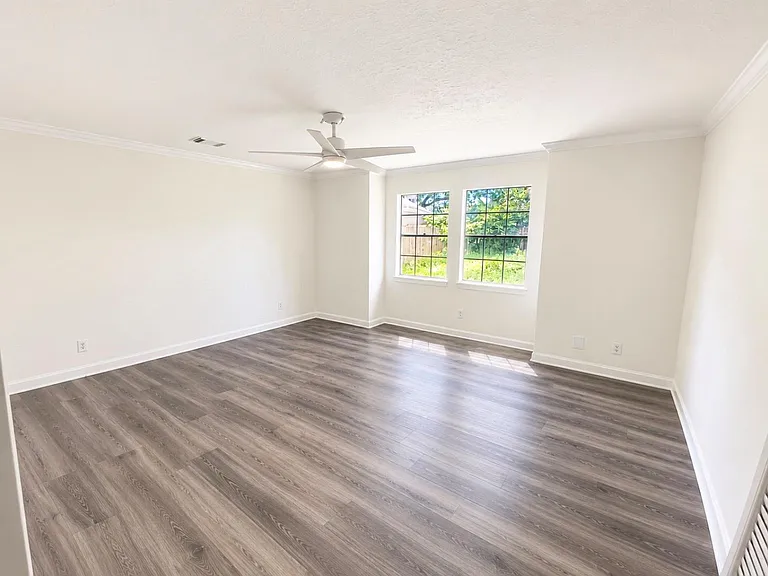 6918 Marisol Dr — Photo 7