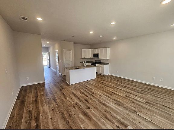 2nd image of 6023 Bemiss Towns Dr