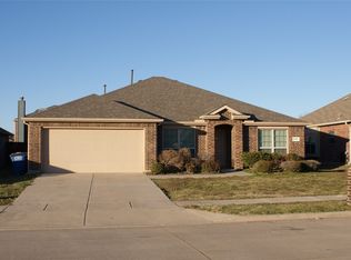 405 Windridge Dr, Little Elm, TX 75068