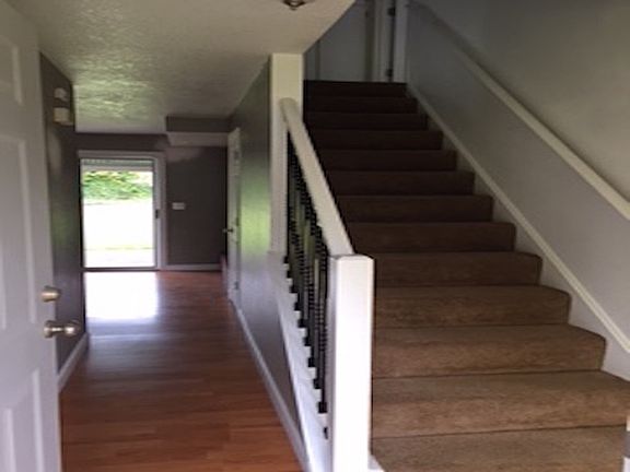 4th image of 2212 NE 90th St