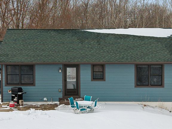 2nd image of 476 50th St