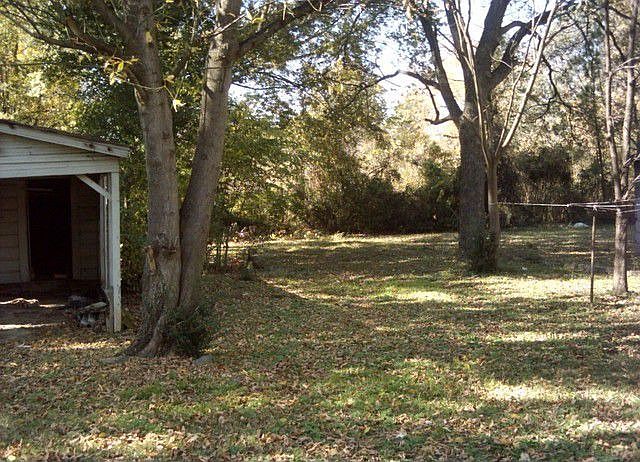 2nd image of 1883 Watson Rd