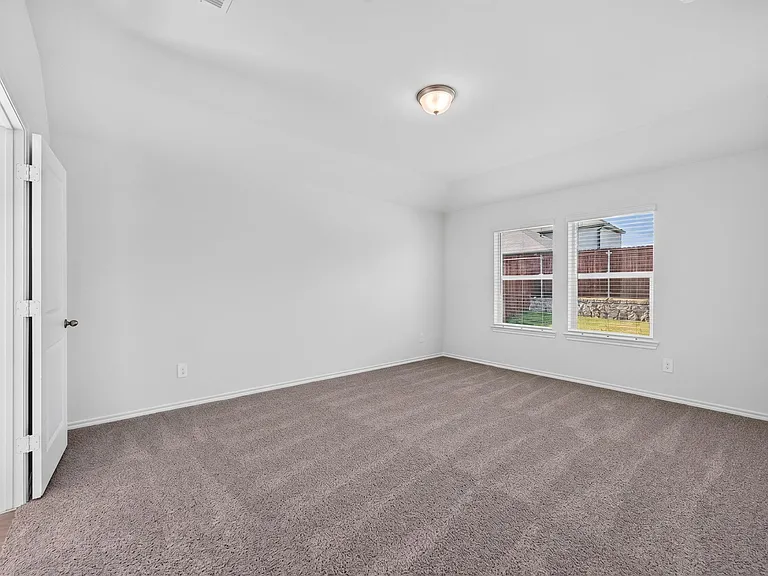 717 Sweet Pea Dr — Photo 16