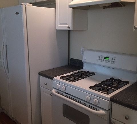 3rd image of 3251 Bishop St