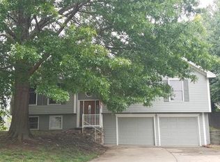 804 Blueberry Cir, Kearney, MO 64060