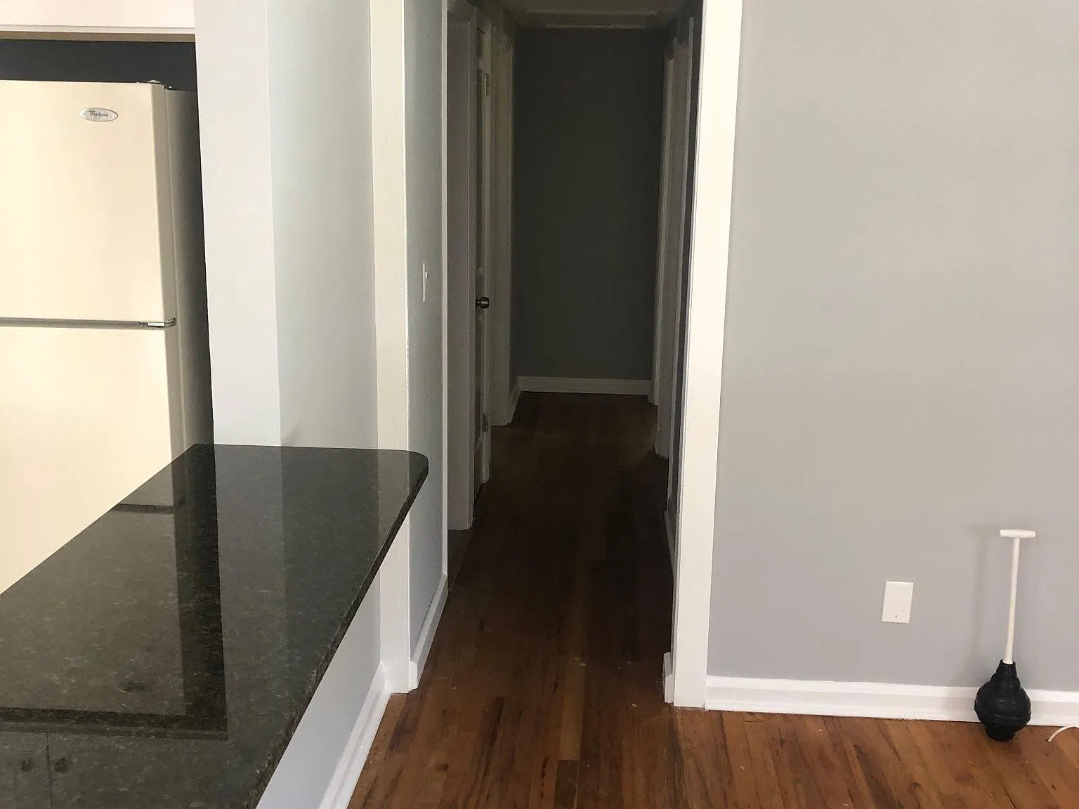 3 bed, 1150 sqft, $2,180 — Photo 3