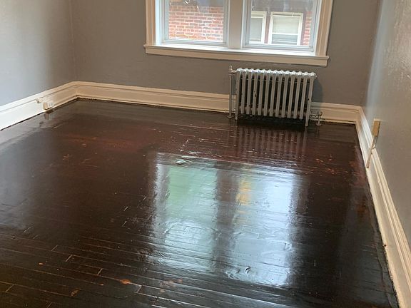 5th image of 645 Elizabeth Ave APT 35
