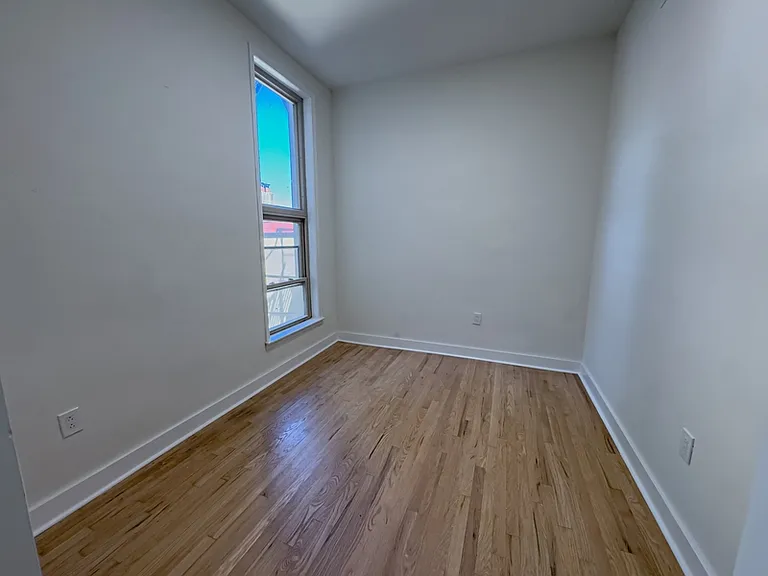 2013 Green St #3F — Photo 19