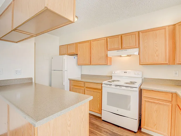 Ralston Park Apartments — Photo 38