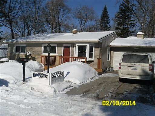 1st image of 27200 Gloede Dr