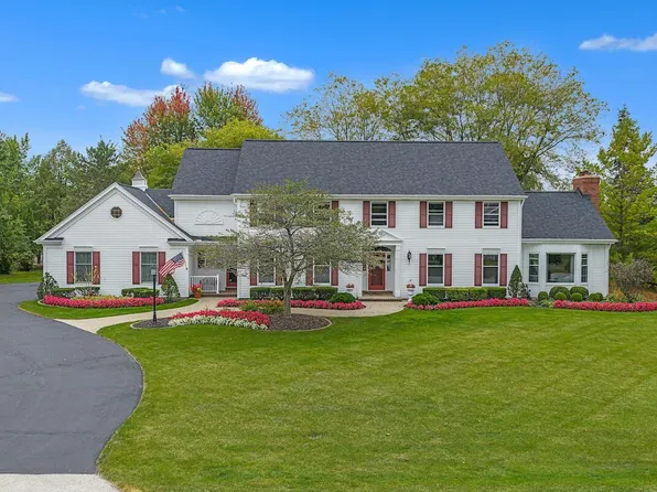 4405 West Marseilles DRIVE, Mequon, WI 53092