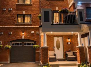 28 Goldeye St, Whitby, ON L1P0E6