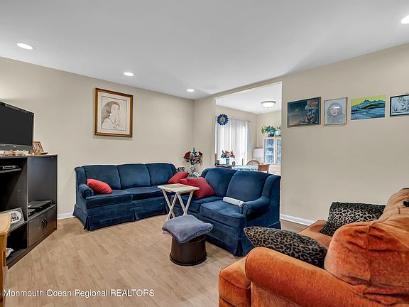 5th image of 1714 Princeton Avenue