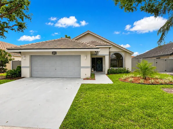 182 Temple Avenue, Boynton Beach, FL 33436