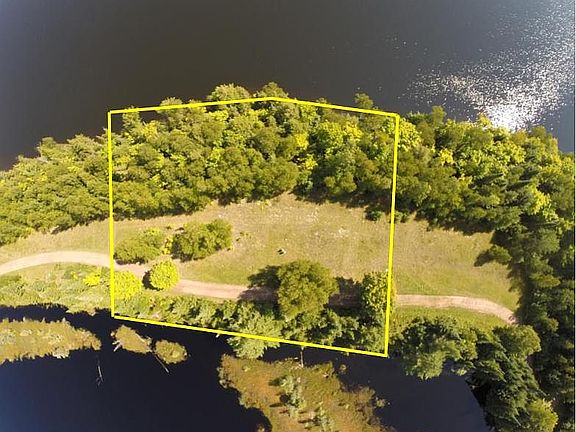 Aerial view of Lot 8