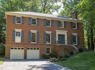 11805 Hunting Ridge Ct, Potomac, MD 20854