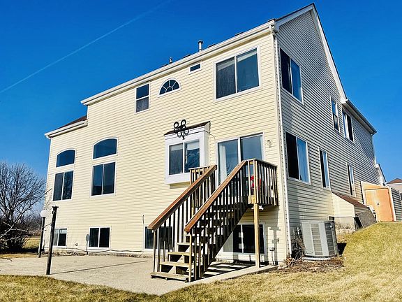 2nd image of 85 W Tall Grass Ct