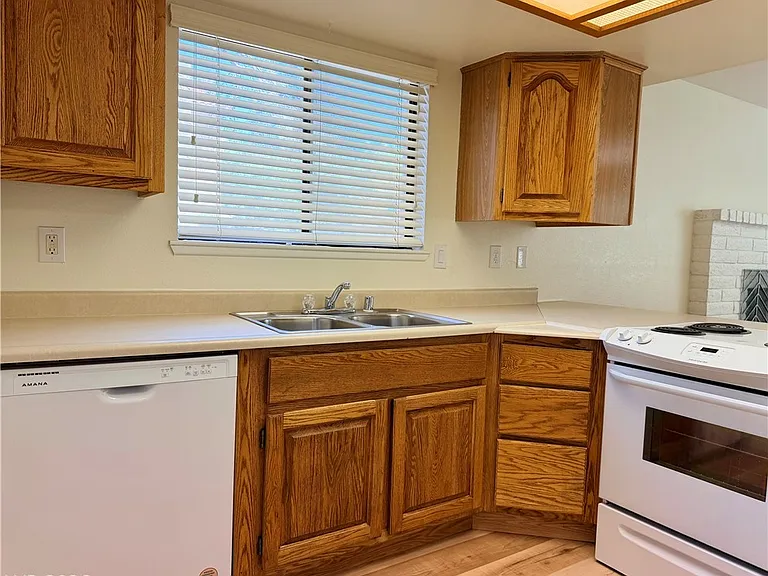 1328 Georgia Ave #B — Photo 6