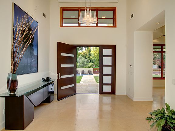 3rd image of 3330 Cosmos Ave