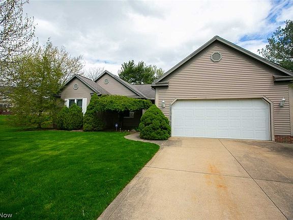 2nd image of 122 Pine Cone Ct