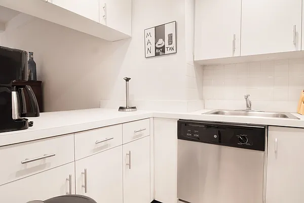 Rented by WAM Partners - William Moses Co. | media 23