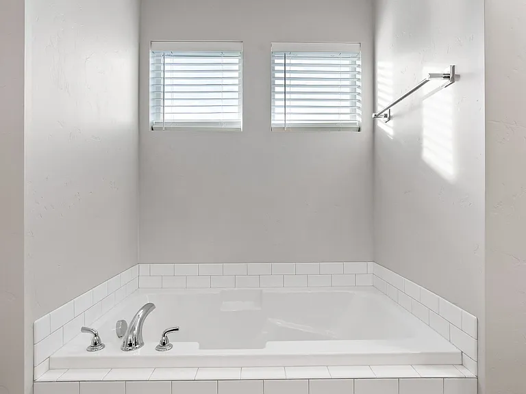 1077 N Bowknot Lake Ave — Photo 18