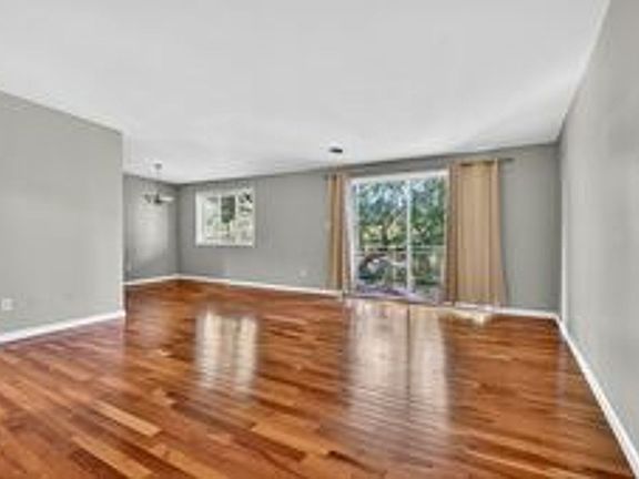 2nd image of 10404 Rockville Pike APT 401