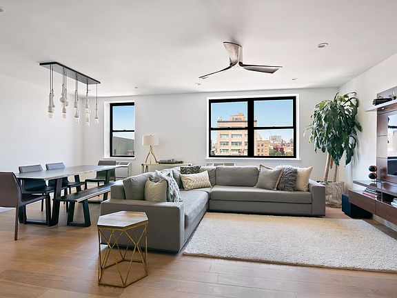 2nd image of 156 Sackett St #6AB