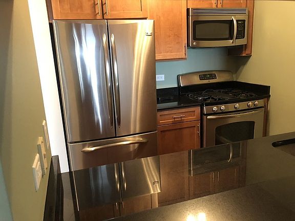 3rd image of 474 48th Ave APT 20K