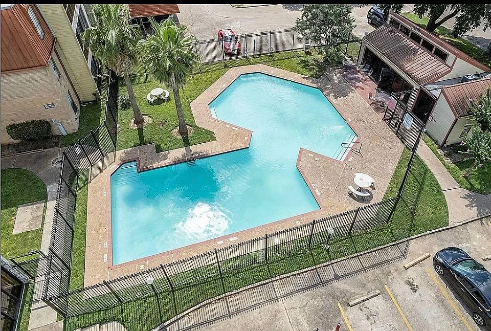 1 bed, 1.0 bath, 713 sqft, $790 — Photo 1