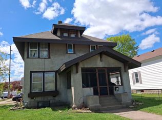377 E 6th St, Winona, MN 55987