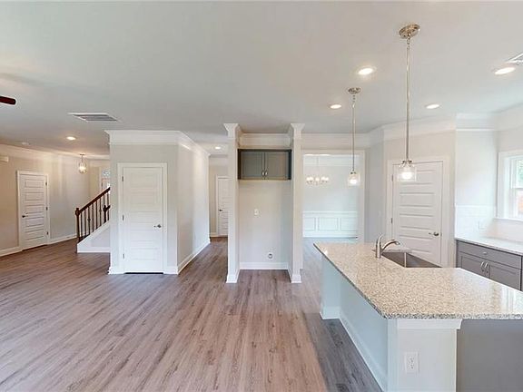 2nd image of 3022 Fairway Dr