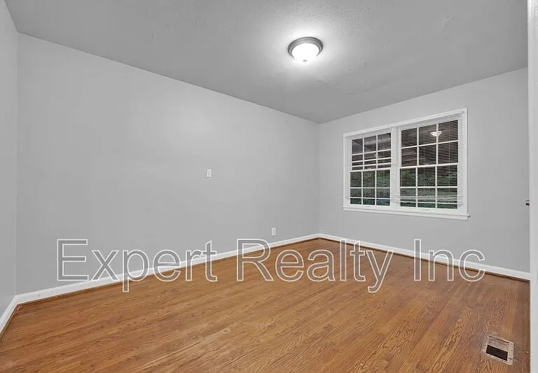 900 75th St S — Photo 16