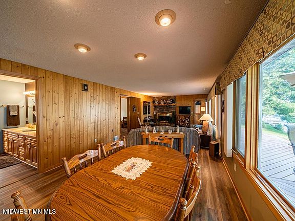 5th image of 1167 Long Beach Dr
