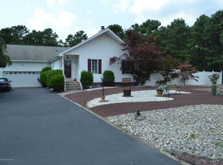 244 Grand Central Pkwy, Bayville, NJ 08721