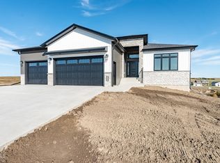 3817 Steel St, Bismarck, ND 58503