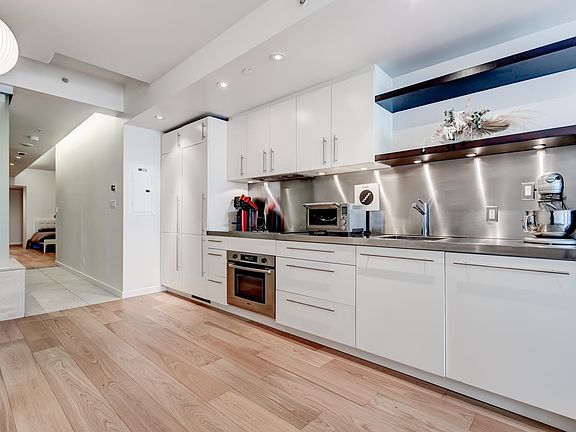 5th image of 36 Water St #503