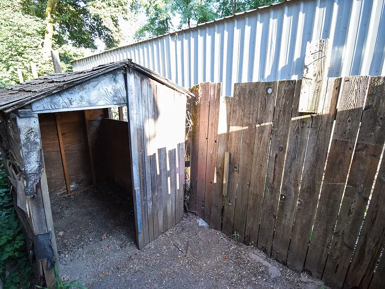 1926 SW Hume Ct — Photo 5