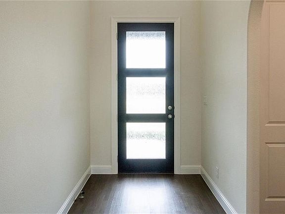 4th image of 5709 Port Vale Dr