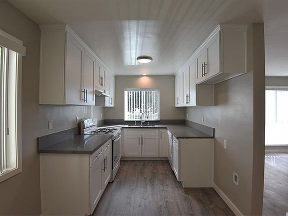5th image of 1221 E Wilson Ave