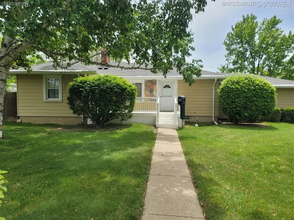 29751 Balmoral St, Garden City, MI 48135