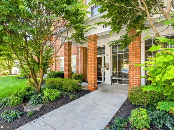 12105 Tullamore Ct Unit 402, Lutherville Timonium, MD 21093