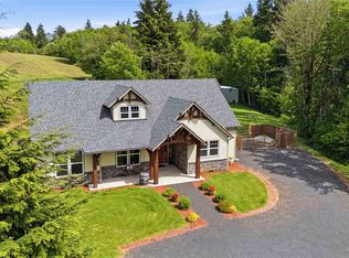 30 Forest Heights, Cathlamet, WA 98612