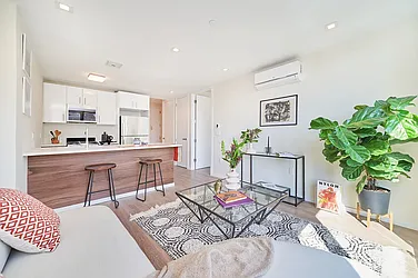 Rented by Living New York